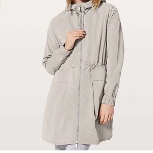 Lululemon Pack and Glyde Jacket Size 6